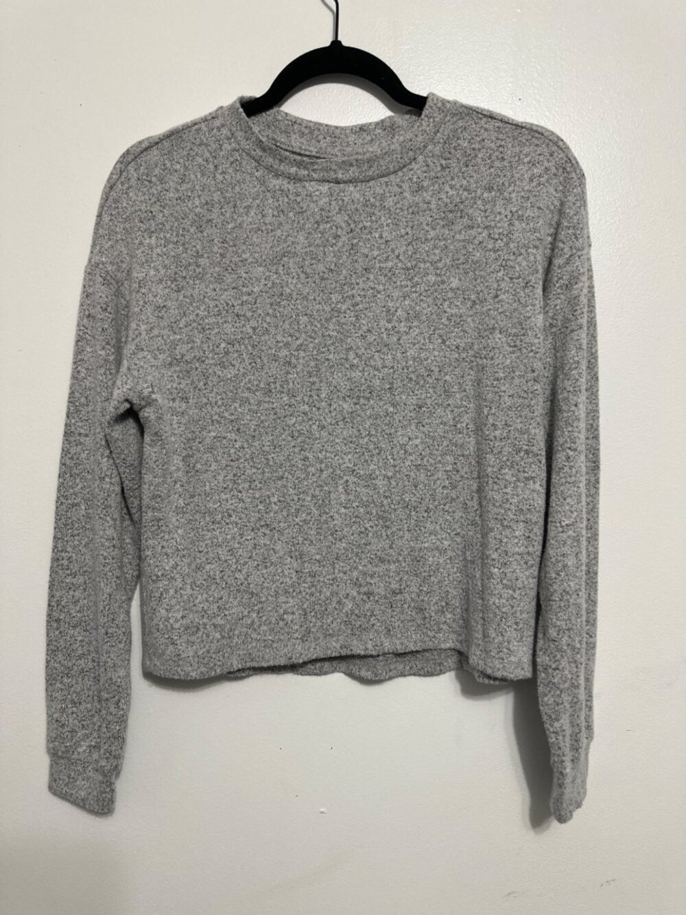 Gray Fornia Womens Long Sleeve Cropped Sweater Lightweight Knit Size XS